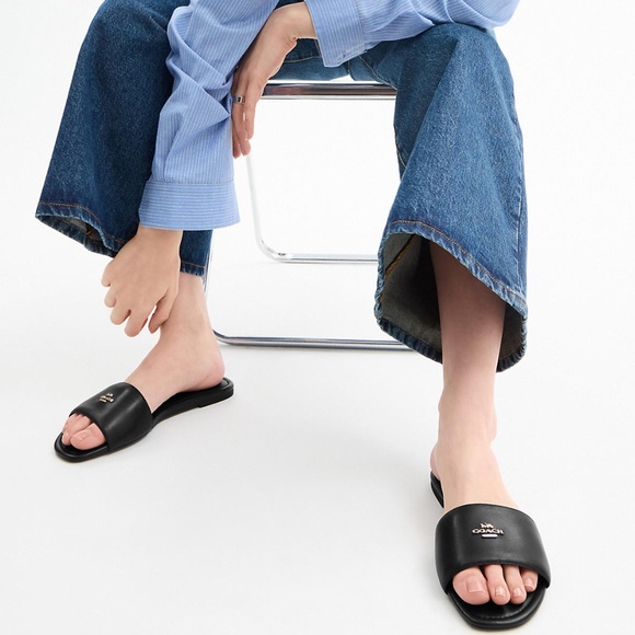 New Coach Black Slide Sandal - Picture 3 of 6
